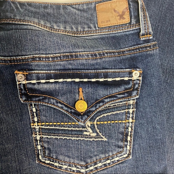 American Eagle kick boot jeans SZ 6 mid rise - Picture 11 of 11